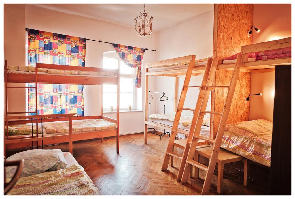 Hostel Bemma - Ozonowane Pokoje Breslávia Exterior foto