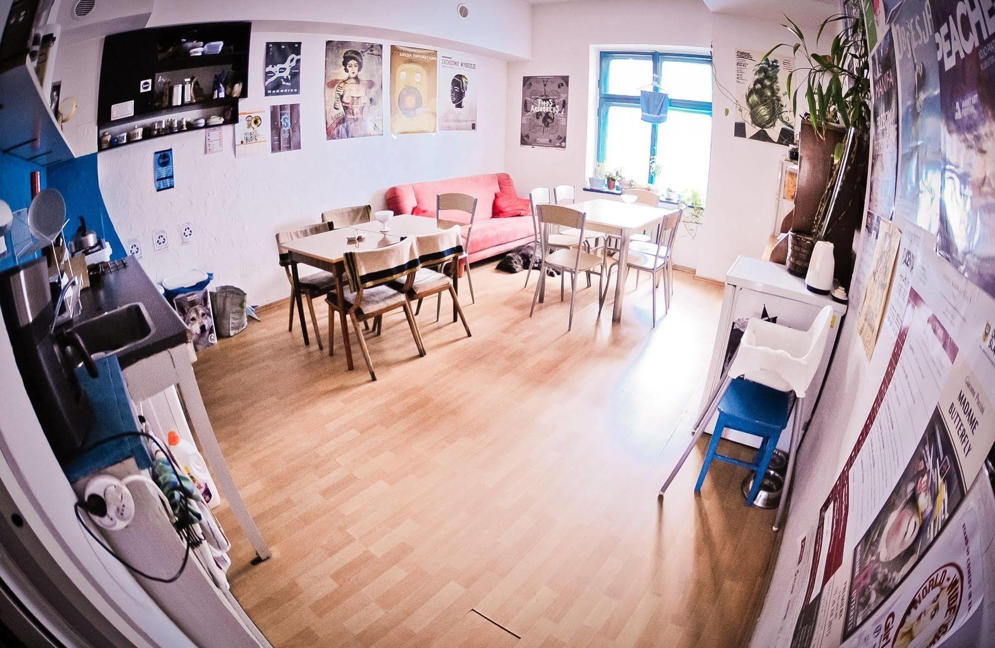 Hostel Bemma - Ozonowane Pokoje Breslávia Exterior foto